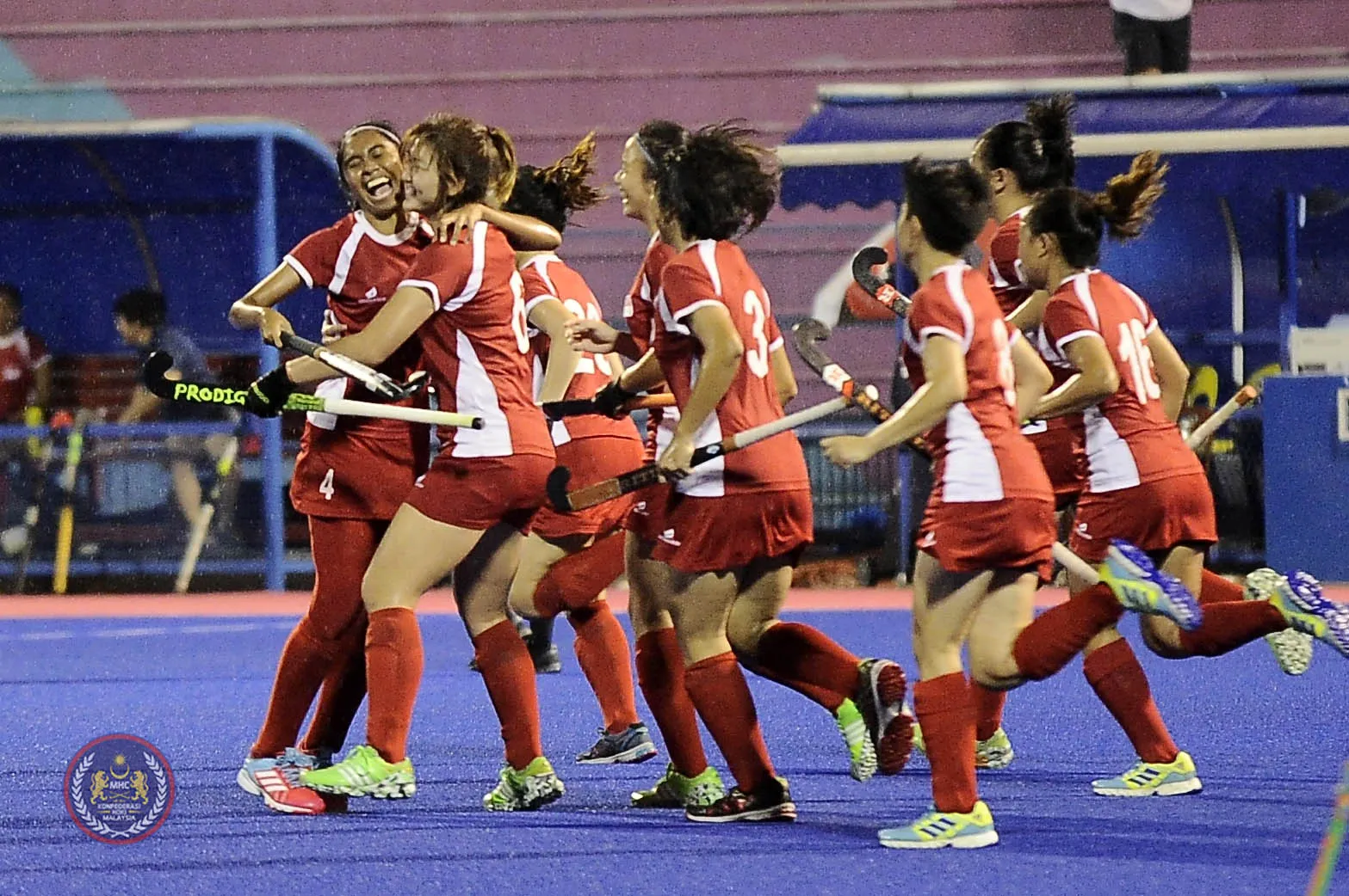 Rejuvenated Singaporeans upset Kazaks